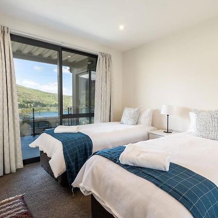 Okataina - Means Place Of Laughter, Luxury Retreat Villa Queenstown Exteriör bild