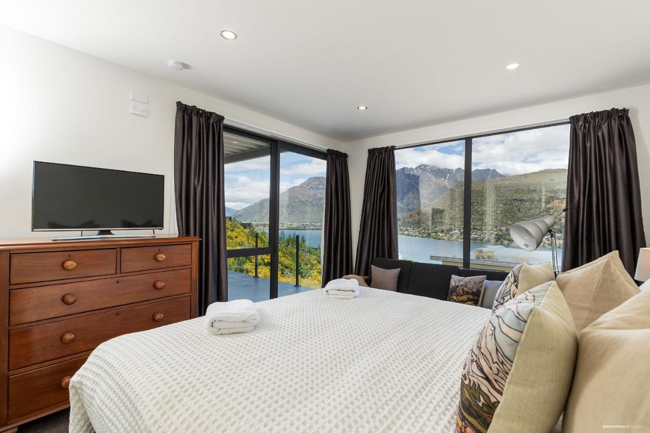 Okataina - Means Place Of Laughter, Luxury Retreat Villa Queenstown Exteriör bild