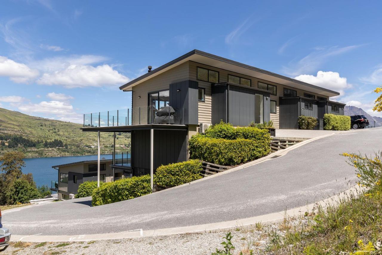 Okataina - Means Place Of Laughter, Luxury Retreat Villa Queenstown Exteriör bild